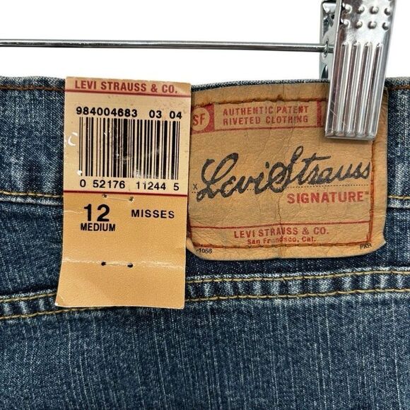 Levi's Low Rise Slim Fit Bootcut‎ Jeans Misses Size 12 NWT - Picture 7 of 10